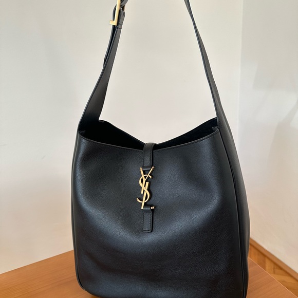 - Saint Laurent le 5 a 7 supple large shopper - Picture 8 of 9